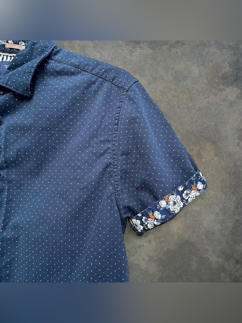 Cactus Man Ricky Singh Navy/Blue Polka Dot Button-Up Shirt Floral Cuff Men’s L